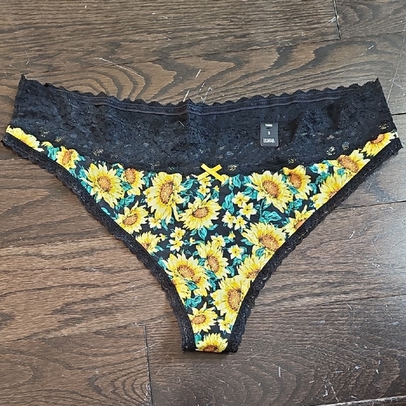 torrid Other - torrid Black Lace Sunflower Print Thong Panty
